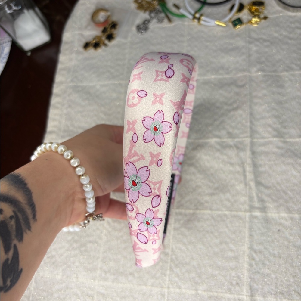 Lv Floral Pink  GWP Headband - Picture 2 of 3